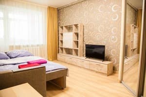 1-кім. на бул. Центральному, 8 (площа Фестивальна) 6