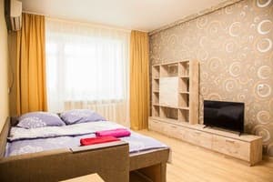 1-кім. на бул. Центральному, 8 (площа Фестивальна) 8