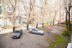 1-кім. на бул. Центральному, 8 (площа Фестивальна) 18