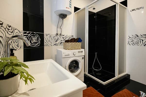 2-ком. бул.Парковый 1/2 (возле Запорожской площади) 8