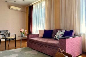 Квартира 2-ком на просп.Соборном 212 (бульвар Шевченко). Апартаменты 4-местный на проспекте Соборный 212 4