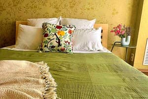 Квартира 2-ком на просп.Соборном 212 (бульвар Шевченко). Апартаменты 4-местный на проспекте Соборный 212 3