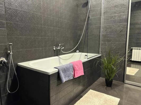 2-ком. на просп.Соборном 224 (Металлургов) 10