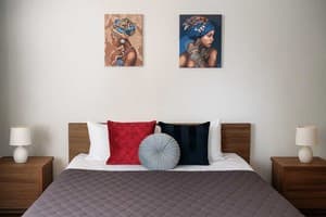 Квартира 2-ком. на просп.Соборном 224 (Металлургов). Апартаменты 4-местный  5