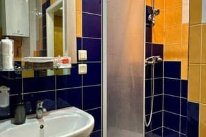 2-ком. на ул.Независимой Украины 63а 13