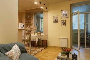 Квартира 2-ком. на ул.Независимой Украины 63а. Полулюкс двухместный  10