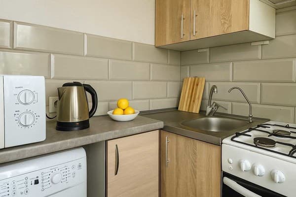 2-ком. на ул. Победы 103 (около 5 городской больницы) 10