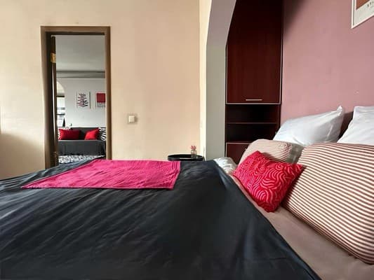 2-ком. на ул.Святого Николая 67 (рядом с Университетской площадью) 12