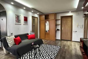 Квартира 2-ком. на ул.Святого Николая 67 (рядом с Университетской площадью). Люкс 4-местный  4