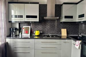 Квартира 2-ком. на ул.Святого Николая 67 (рядом с Университетской площадью). Люкс 4-местный  9