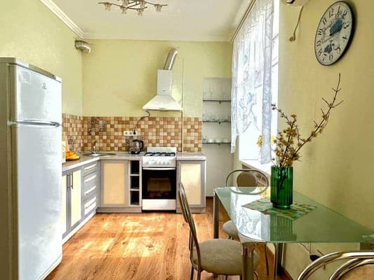 2-ком. по просп. Соборный 171 (бульвар Шевченко) 9