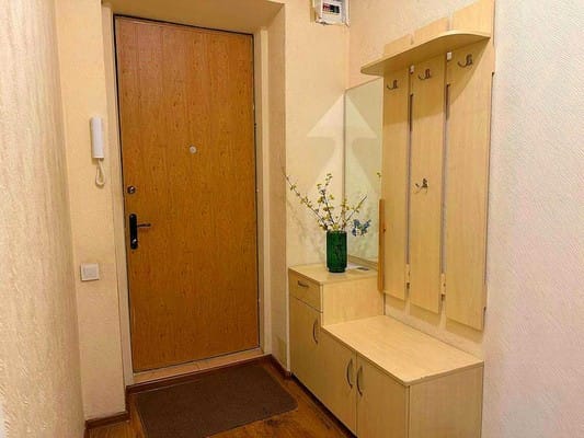 2-ком. по просп. Соборный 171 (бульвар Шевченко) 17