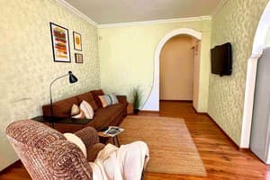 Квартира 2-ком. по просп. Соборный 171 (бульвар Шевченко). Полулюкс 4-местный на проспекте Соборный 171 6