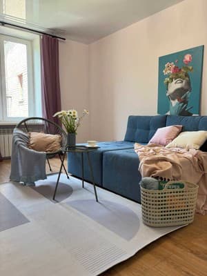 2-ком. по просп.Соборному 232 (возле стадиона Славутич-Арена) 1