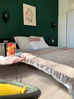 2-ком. по просп.Соборному 232 (возле стадиона Славутич-Арена) 6