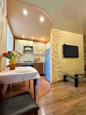 2-ком. ул. Украинская 45 (Пушкина, Лахти) 8