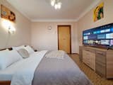 Квартира 4 кровати с кондиционером и балконом. Alex Apartments.