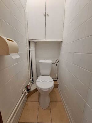 4 кровати с кондиционером и балконом. Alex Apartments. 5