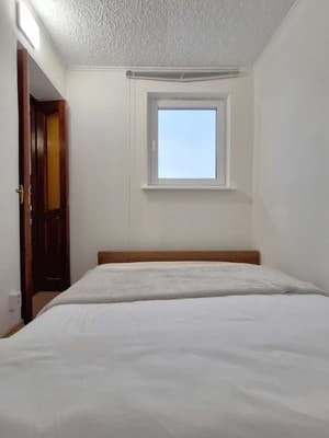 4 кровати с кондиционером и балконом. Alex Apartments. 14