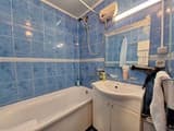 4 кровати с кондиционером и балконом. Alex Apartments. 23