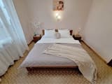 4 кровати с кондиционером и балконом. Alex Apartments. 28