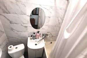 Квартира Alex Apartments. White rotunda.. Апартаменты трехместный Белая беседка + 3 доп места 18