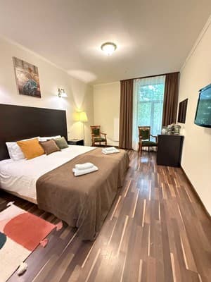 Alex Hotel 24