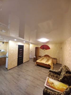 Alexandr Apartments по ул. Черновола 122/41 20