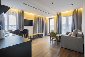 Апарт-отель Amsterdam Lviv Apartments. Люкс 4-местный с террасой 5