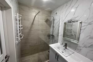 Апарт-отель ApartPlus Truskavets. Апартаменты трехместный  2