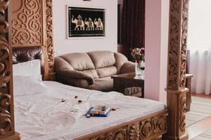 Отель Айвенго. Люкс двухместный (улучшенный) +2 1