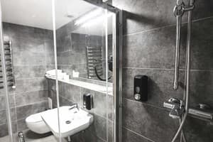 Отель Айвенго. Люкс трехместный семейный (двухкомнатный) + 2 3