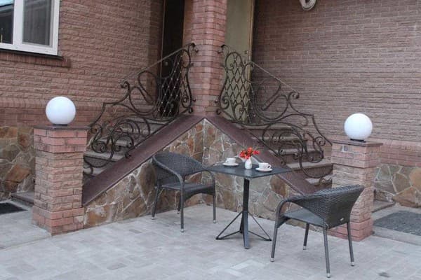 Barin House 5