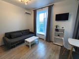 Bis House 8
