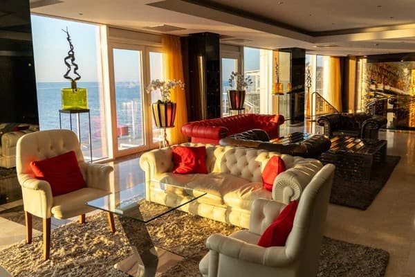 Blue Mare Residence 51