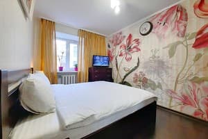 Квартира Ботаник. Alex Apartments (бесконтактное поселение 24/7). Семейный трехместный +3.  Ботаник 2