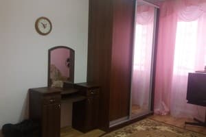 Бульвар Михаила Грушевского, 40 1