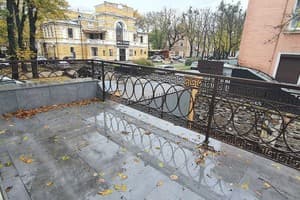 Готель Центральний. Апартаменти двомісний Класика № 2 9