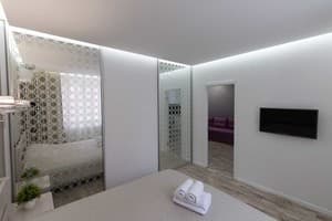 Квартира CityApartments Akademmistechko Kyiv. Делюкс двухместный +2  276/1 6