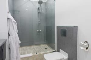 Квартира CityApartments Akademmistechko Kyiv. Делюкс двухместный +2  276/1 20