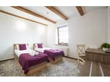 Coin Hotel  30