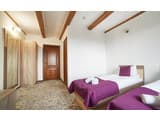 Coin Hotel  4