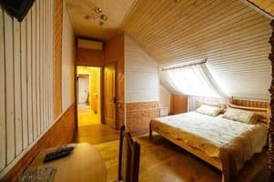 Гостиный двор Corner House. Стандарт трехместный Мансардный 3