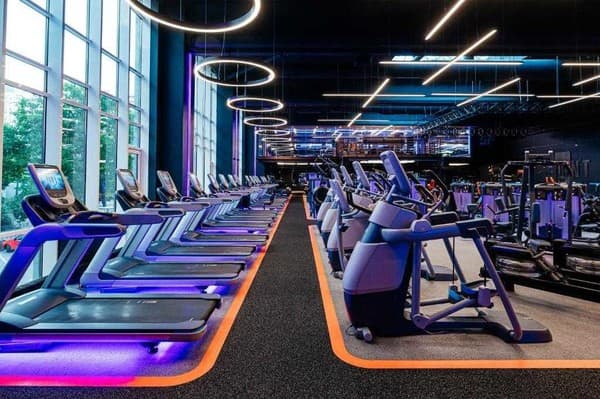 Corona Hotel&Apartments  21