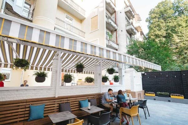 Discovery Hotel 3