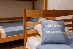 Отель Discovery Hotel. Эконом 6-местный  3