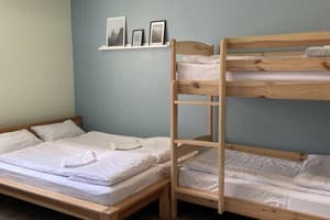 Хостел Dream Hostel Khmelnytskyi. Семейный 4-местный (эконом) 1