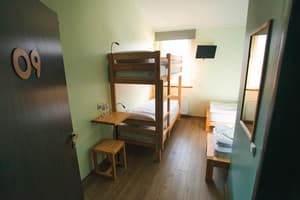 Хостел Dream Hostel Khmelnytskyi. Семейный 4-местный  5