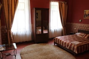 Гостиный двор Дворцовый. Полулюкс двухместный Red 1