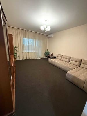 Дворянский 48